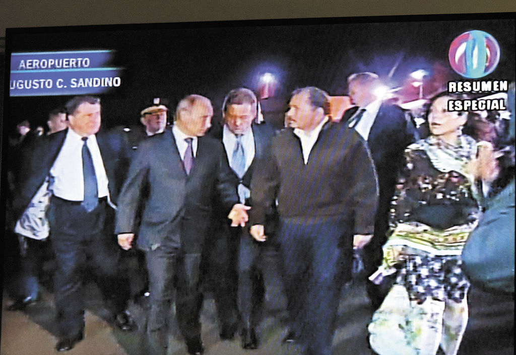 Putin gece yarısı Nikaragua'ya ani bir ziyarette bulundu